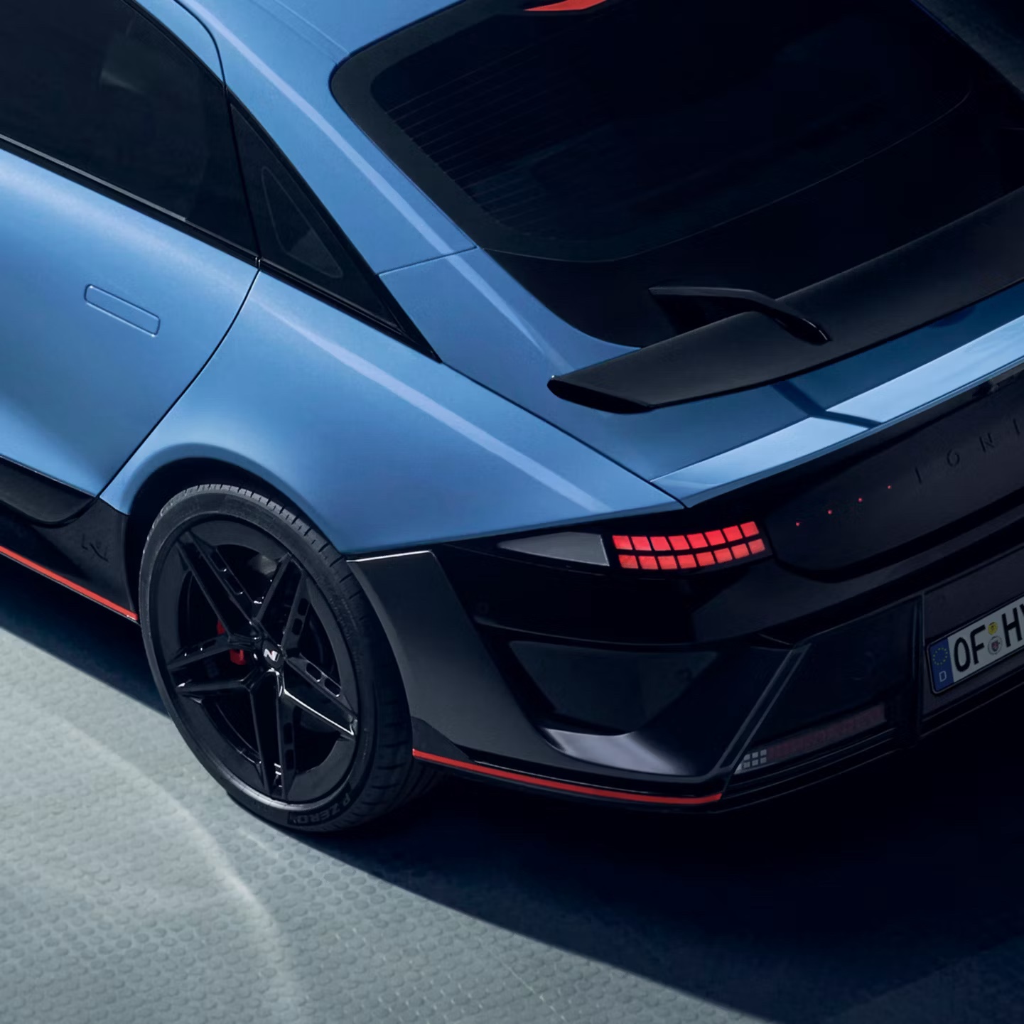 N High Performance rear wing